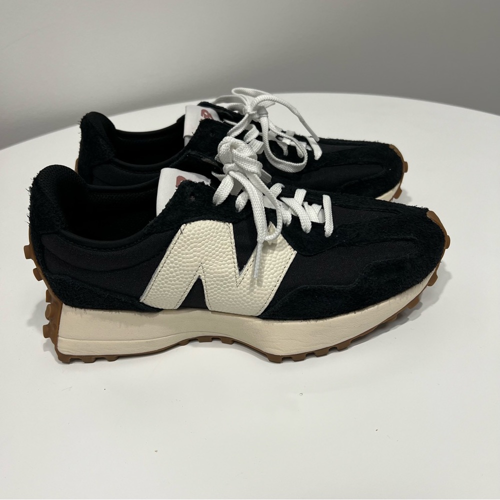 New Balance 327 Women’s